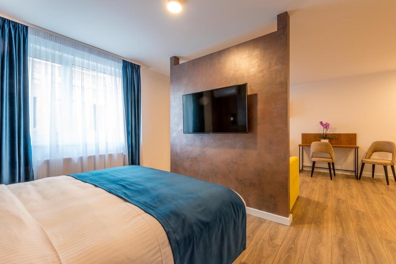 Sarmihouse Aparthotel Cluj-Napoca Exteriör bild